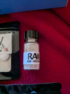 Packaging photo from a thread about RAW